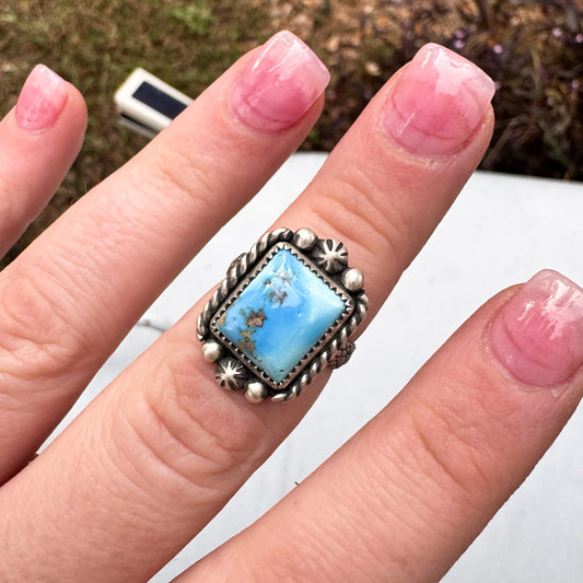 Size 8 golden hills ring