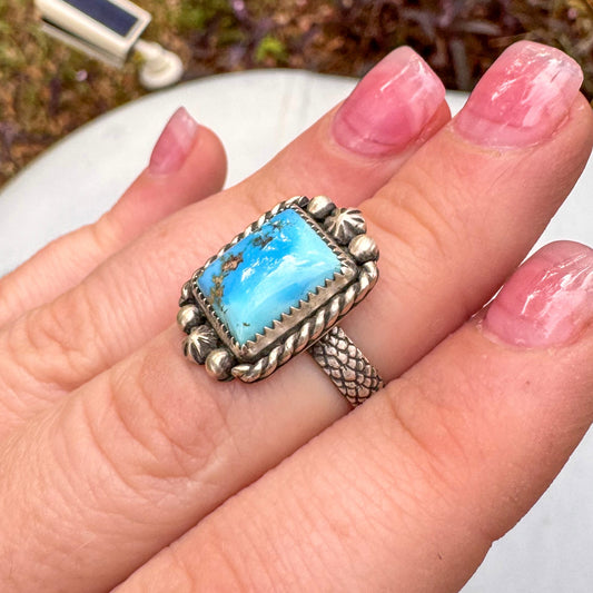 Size 8 golden hills ring