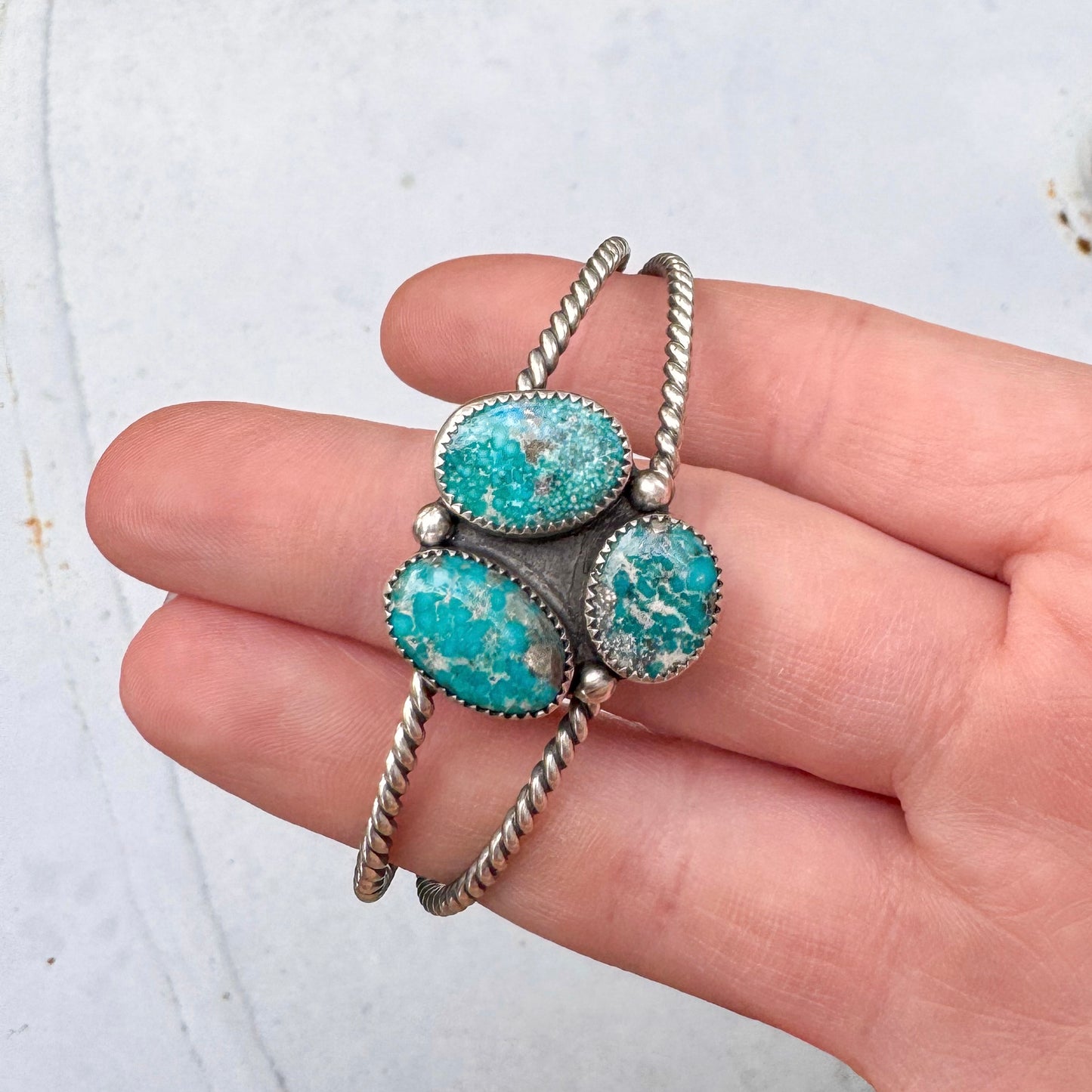 White water cluster cuff