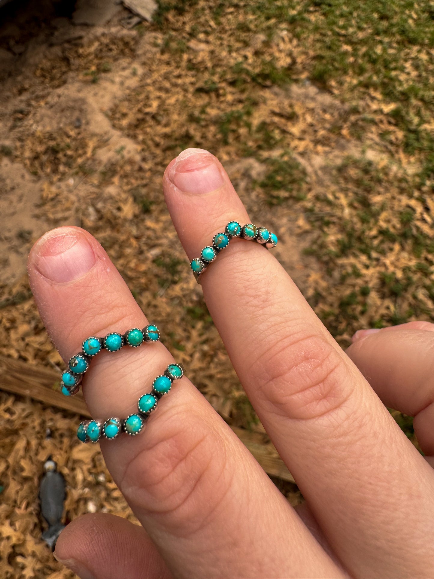 Thin V-shape band (made to order)